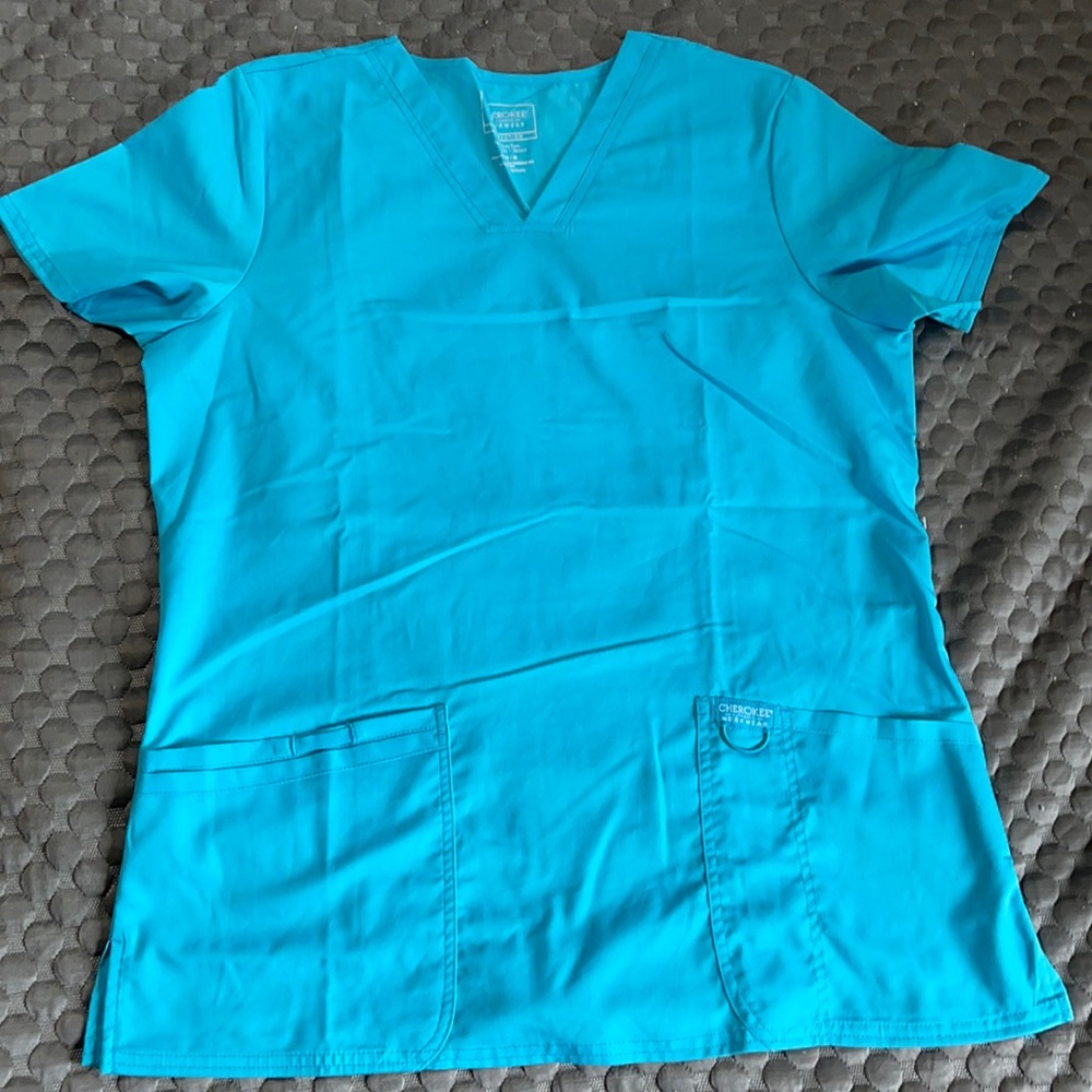 New w/o tags Cherokee Scrub top